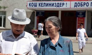Voters outside a polling station for Kyrgyzstan's constitutional referendum, Bishkek, 27 June 2010 © OSCE/Alimjan Jorobaev